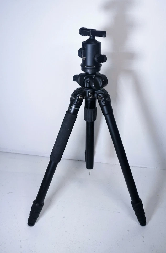 Induro Alloyflex 6M AX214 Tripod with Promaster 6867 Ball Head - Image 2 of 4