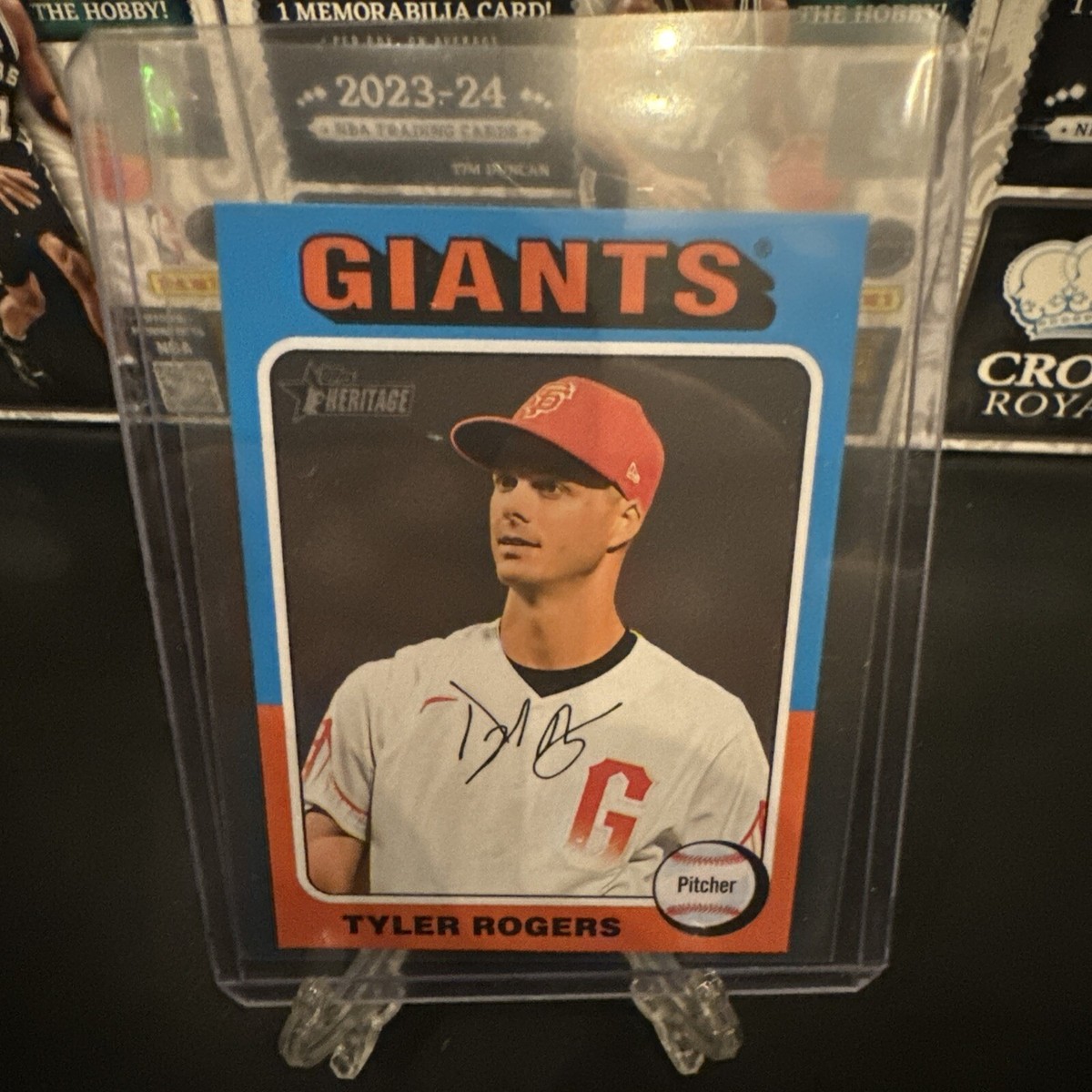 2024 Topps Heritage Short Print Tyler Rogers Blue Orange Boarder