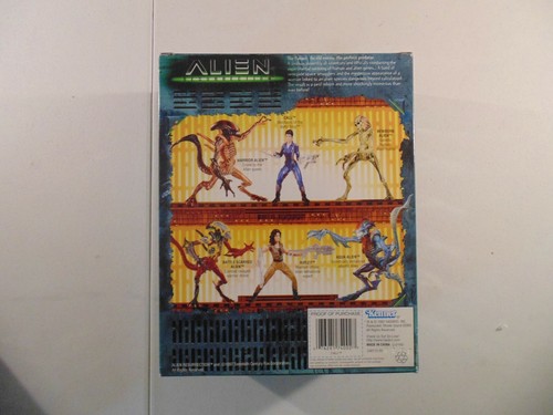 1997 Kenner Alien Resurrection Call & Ripley Action Figures NIP - Picture 4 of 4