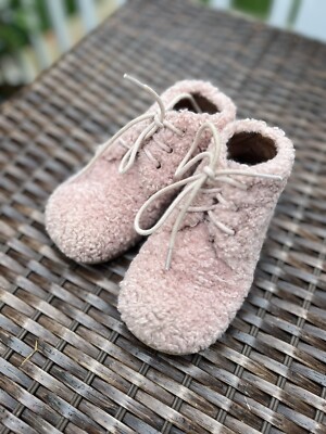 AOI Age Of Innocence size 26 Teddy Jane pink boots