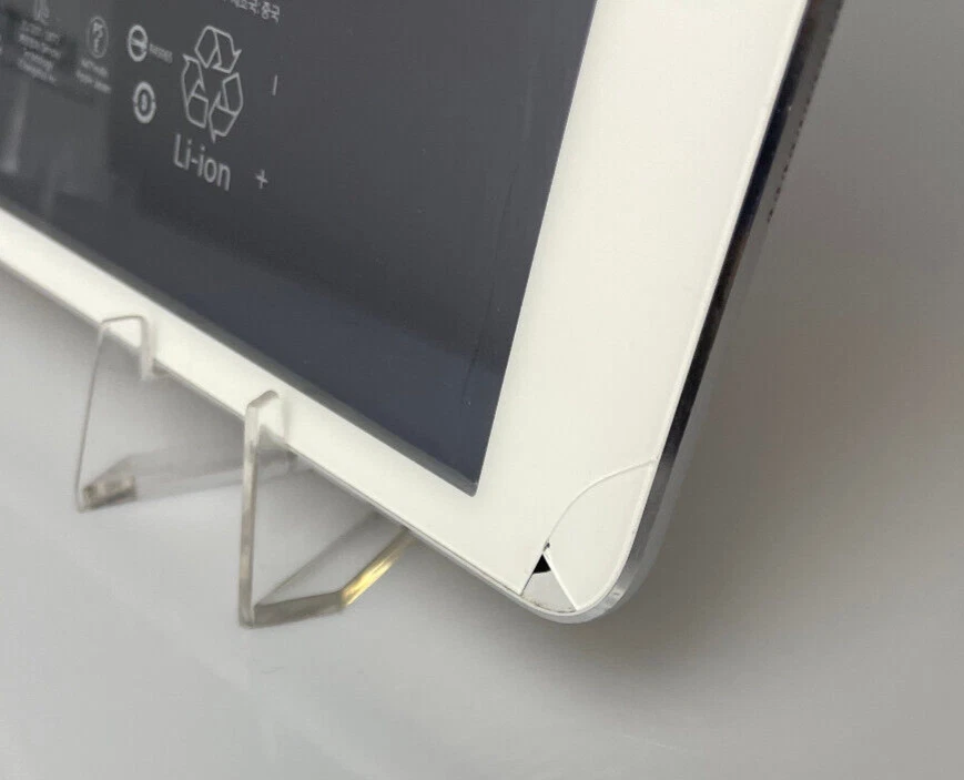 Apple iPad Mini 3rd Gen 32GB Cellular Silver (Minor Fault Item)- Ref1026 - Image 3 of 4