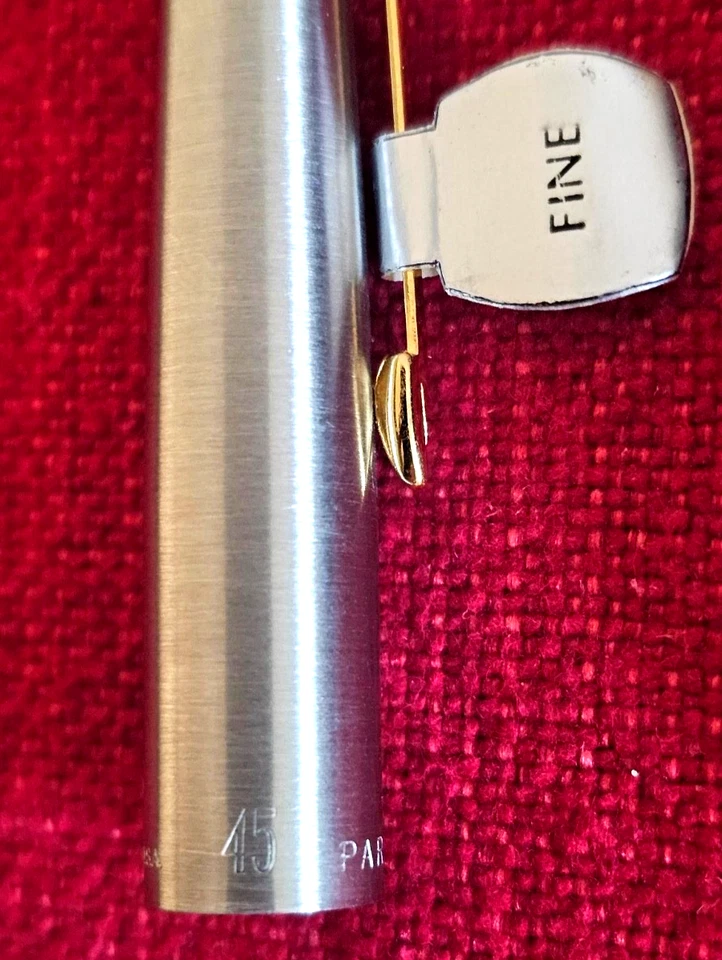 Nueva pluma estilográfica Parker 45 Flighter, fino acero inoxidable F plumín y juego de bolígrafo Foto 3 de 4