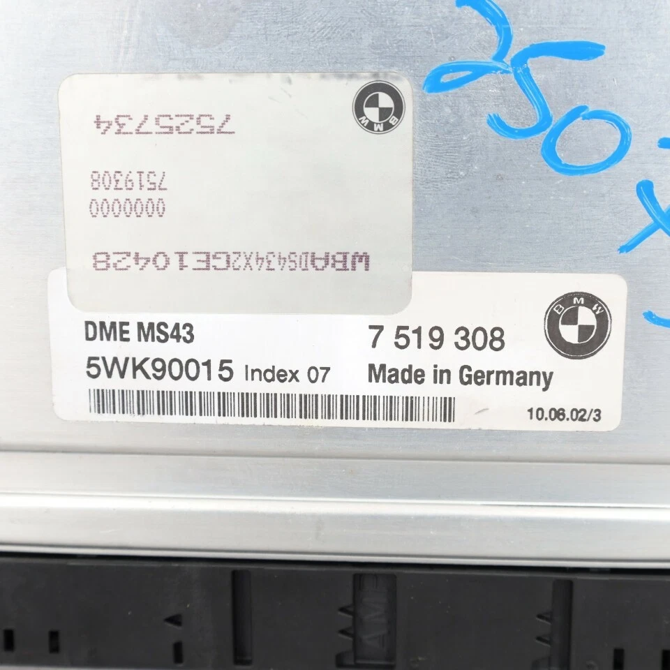 BMW 525iT Wagon M54 2001-2003 motor computador ECU ECM DME OEM usado Foto 2 de 4