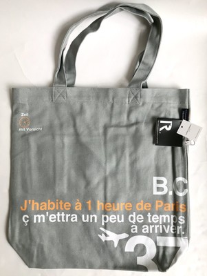 airport tote bag