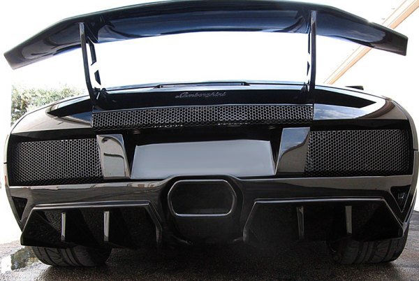 Rear Bumper with Diffuser Premier 4509 Style For Lamborghini LMM-RB3
