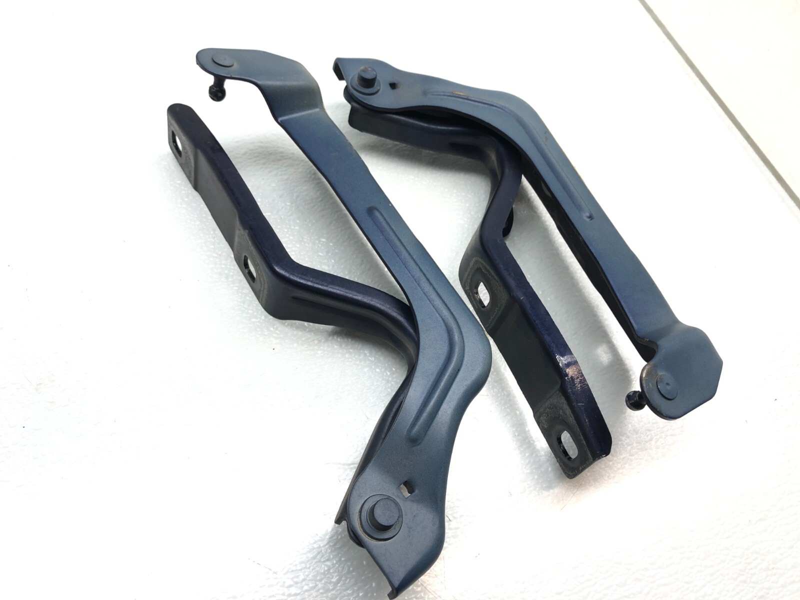 2014-2019 MASERATI GHIBLI HOOD HINGES SET X2 OEM.