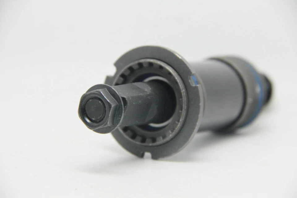 Bike Bicycle Bottom Bracket 70 x 129.5mm Square Taper - Image 3 of 4