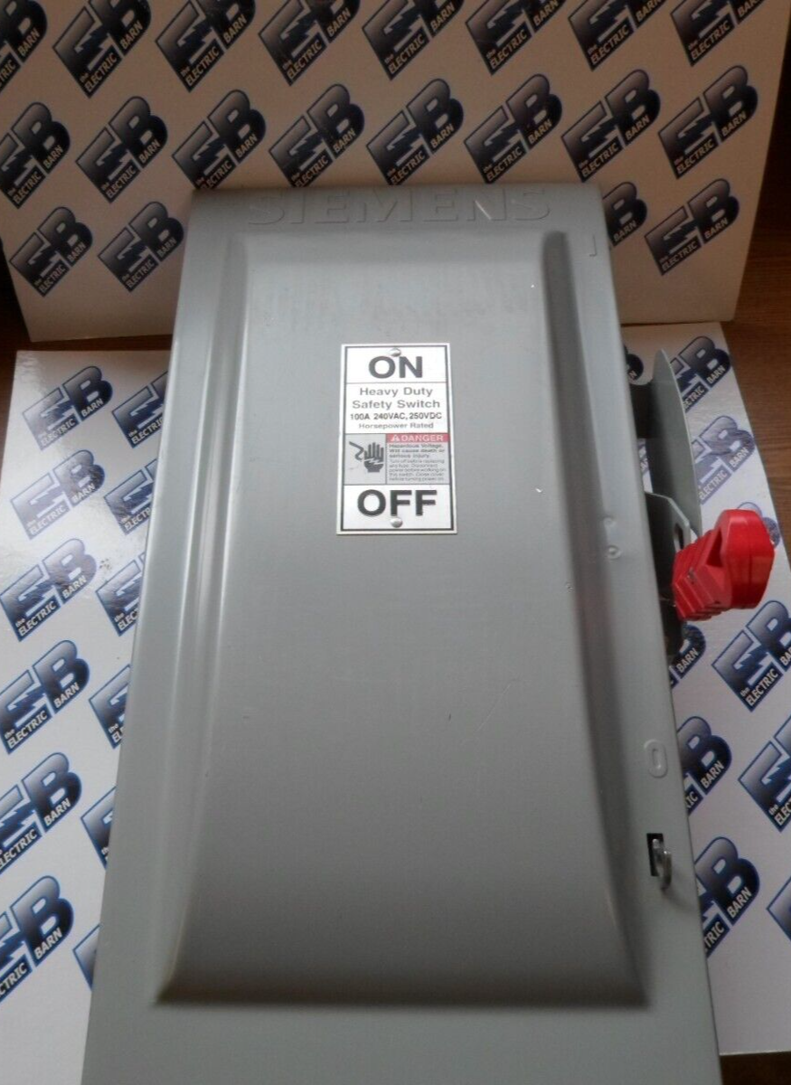 Schneider Electric QO220 20-Amp Miniature Circuit Breaker - 120/240V, 3-Pole, NEMA 3R Rated - View #3