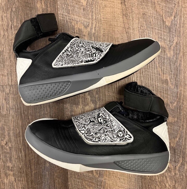 Nike Air Jordan 20 Retro Playoffs 2015 Black Size 10 Sneakers