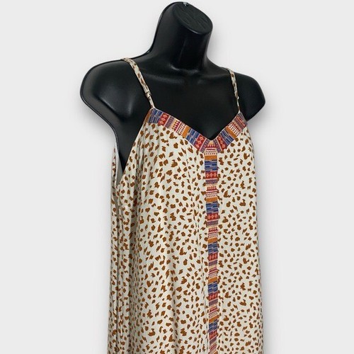 Savanna Jane Tan Animal Print Spaghetti Strap V-Neck Boho Maxi Dress Size Medium - Picture 2 of 6