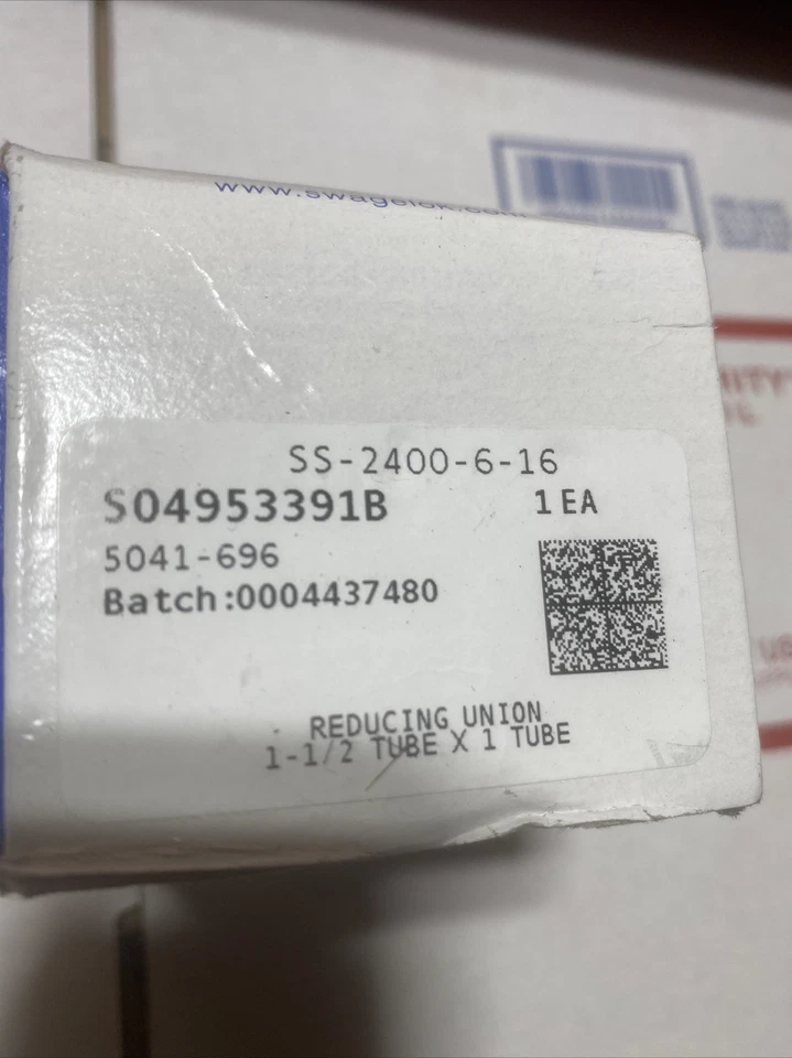 New Swagelok Stainless Steel Reducing Union 1- 1/2 Tube X 1 Tube SS-2400-6-16 - Image 4 of 4