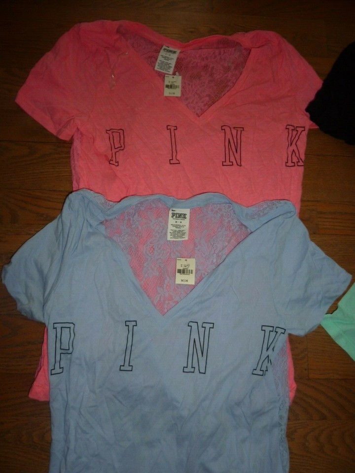 T-shirt Victoria's Secret PINK BLING LOVE PINK Col V - Neuf Avec étiquettes - Taille Disponible