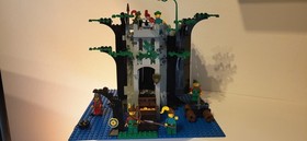 Lego Knights 6077 Forestmen,s River Fortress. Robin Hood Castle Knights 90s 