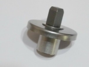 SQUARE STUD WITH COUPLING 500697