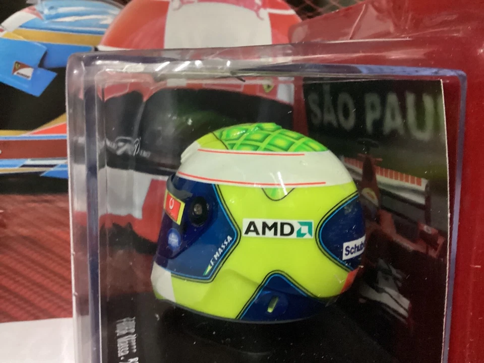 Caschi piloti  Ferrari FELIPE MASSA 2006   1:5,  Die-cast nuovo in teca - Immagine 3 di 4