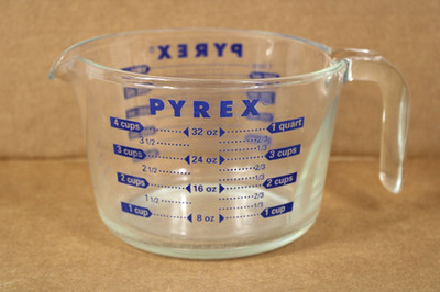 VTG Corning Pyrex 4 Cup Glass Measuring Cup Big 1 Quart Blue Lettering Made USA
