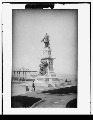 Photo:Champlain Statue Quebec Monument and Seaside Promenade