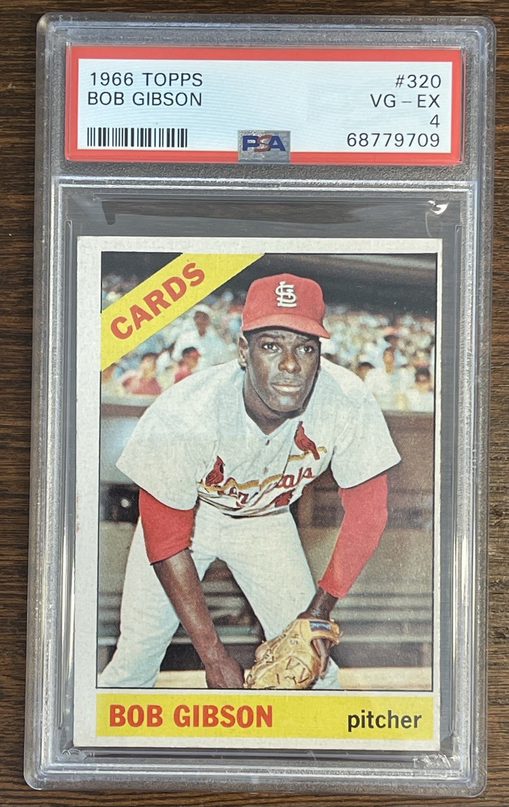 1966 Topps - Bob Gibson #320 PSA4