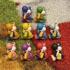 Super Mario YOSHI Mini Figure Set Of 10 Banda...