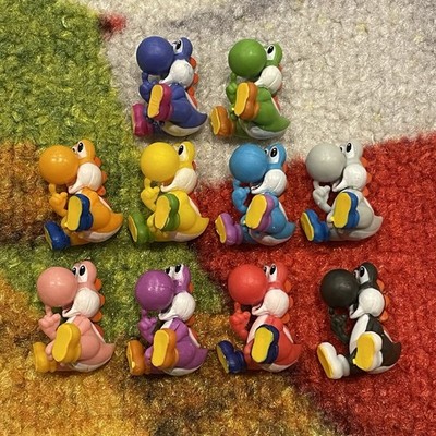 Super Mario YOSHI Mini Figure Set Of 10 Bandai Bath Bomb 1  Nintendo