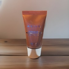 Mally Positive Radiance Glowing Liquid Skin Illuminator LIGHTER . Sealed 