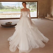 Elegant Ruffles Tulle A Line Wedding Dresses Long Sleeves Applique Bridal Gowns