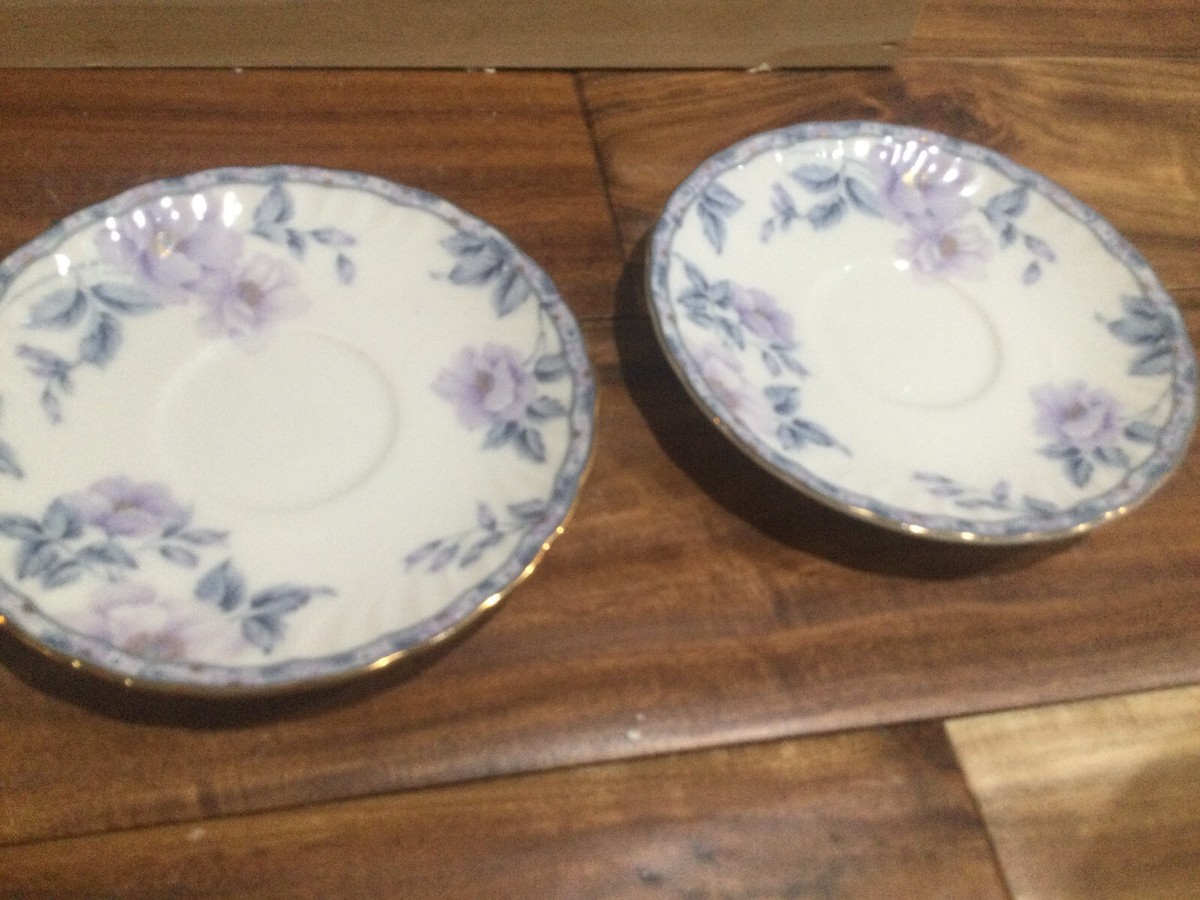 Hoya Tea Cup and Saucer Bone China Set(s) NEW IVORY Japan Lavander