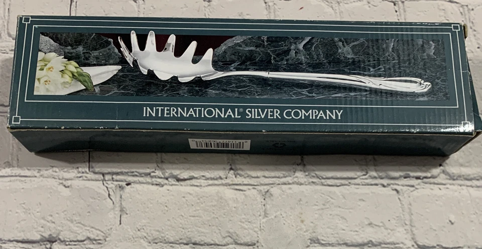 Cuchara cucharada de pasta International Silver Company plateada diseño rapsodia nueva en caja Foto 4 de 4