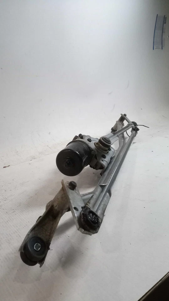 2017 GMC Sierra 1500 Wiper Motor OEM 23167072 113K Miles, Warranty Included Foto 2 de 4