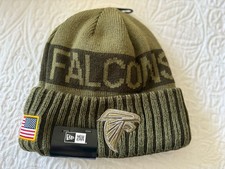 Atlanta Falcons 2025 NFL Salute to Service New Era Gorro Tejido con Puños OSFA