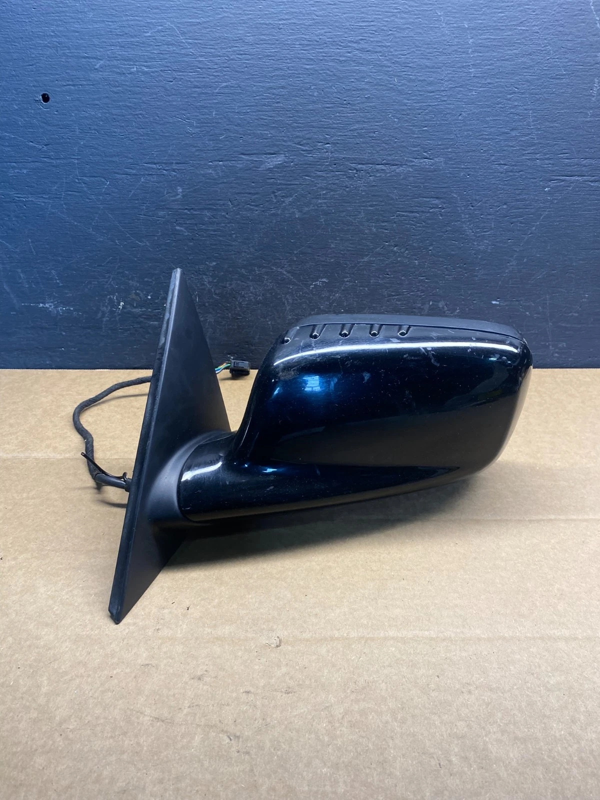 2002 - 2005 BMW 7 745i Series Left Driver LH Side View Door Mirror OEM ac7937 DG