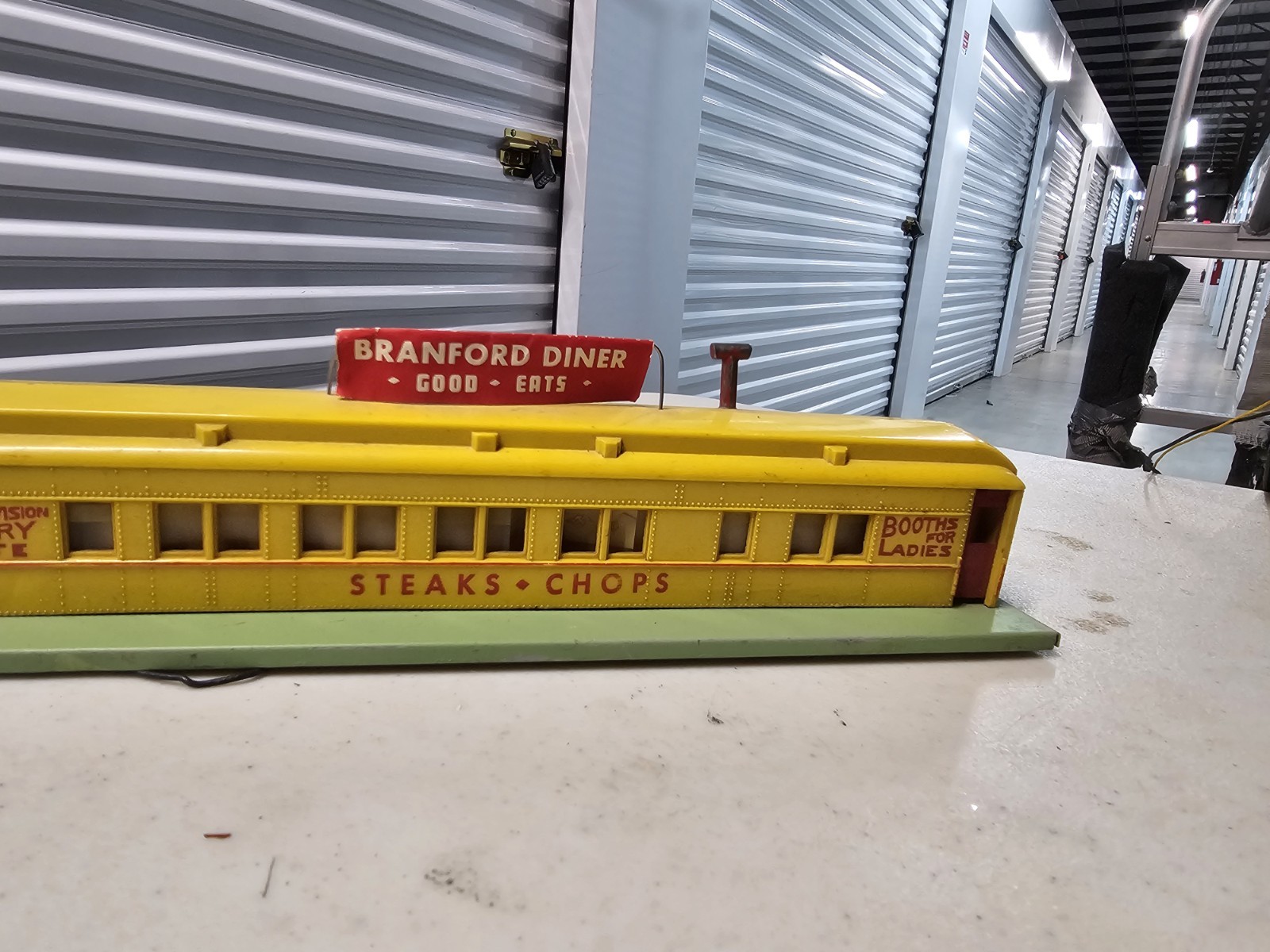 Flyer Cycle Models American flyer #767 Diner Original 1950s Tin Plate Set Piece S Gauge ...