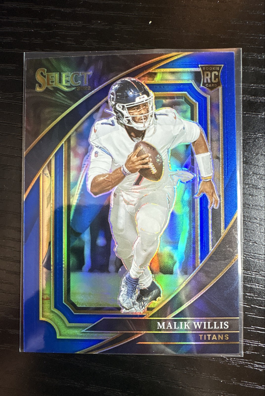 2022 Panini Select Suite Level Malik Willis Rookie Blue Prizm /99 (RC) Dolphins
