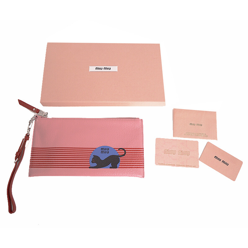 NEW $595 MIU MIU Pink Pebble Leather Madras BLACK CAT LOGO Graphic