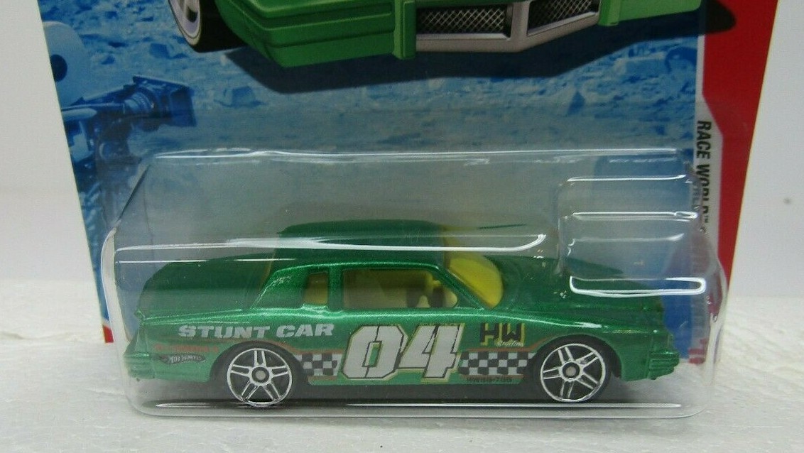 Hot Wheels 2010 '84 Pontiac #175/240