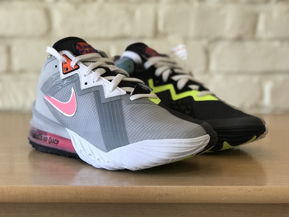Nike LeBron XVIII 18 Low Space Jam Bugs Marvin Grey Pink CV7562
