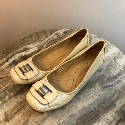 Naturalizer Cream Women’s loafers Naturalizer Women main image 2