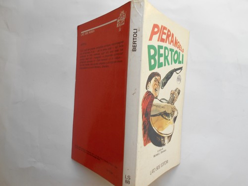 Pierangelo Bertoli a cura di Michele L. Straniero - copertina di Guido Crepax - Foto 2 di 2