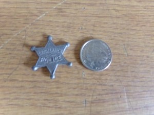 VINTAGE CRACKERJACK TOY POLICE BADGE