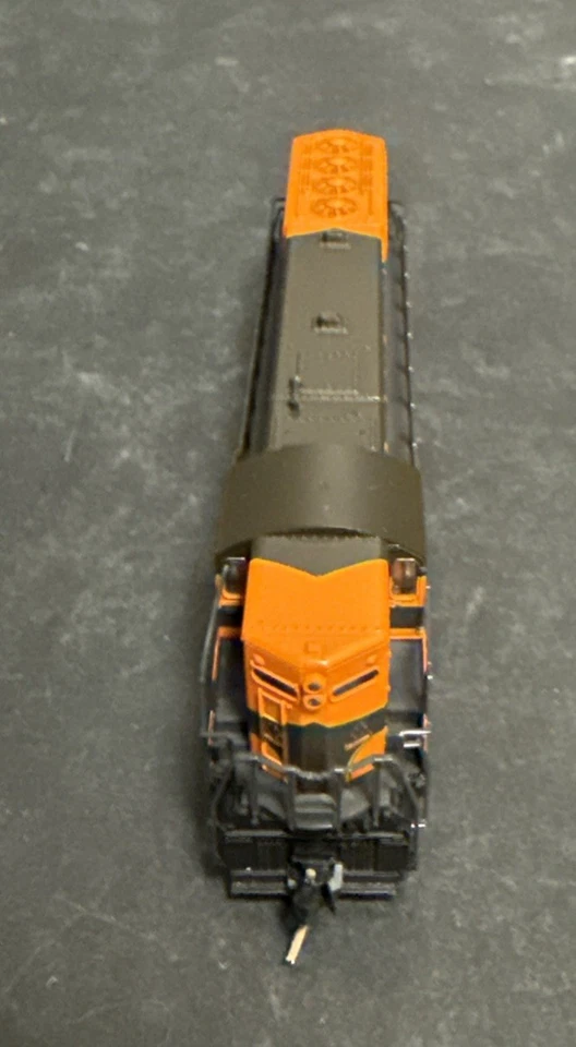 Atlas EMD SD-9 Great Northern Locomotive 4541 Train N Scale #579 Tested - Image 3 of 4