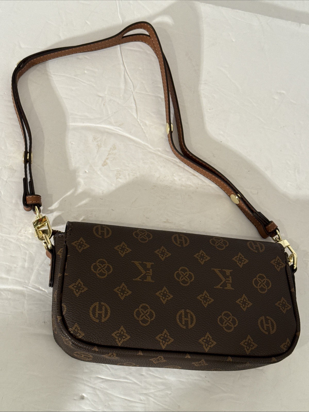 Designer Luxury Women'Ss Bags Shoulder Purse Handbag-Brown Gold Accents-Vtg Styl 17