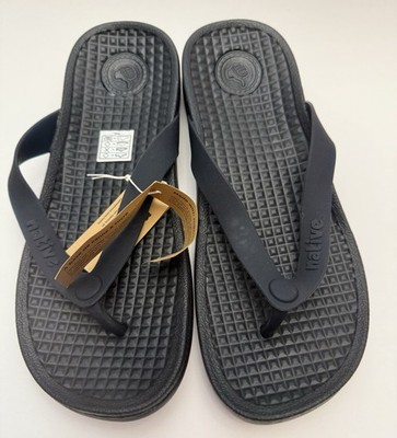 NWT Native Jiffy Black Men s 7 Women s 9 Flip Flops Wanderfoam Sandals Beach