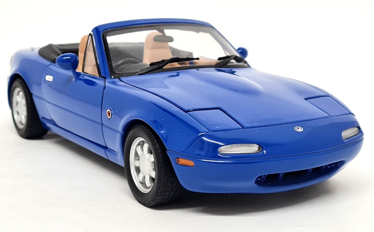 Gate 1/18 Mazda MX5 MK1 Roadster RHD Twilight Blue Mica Diecast Scale Model Car