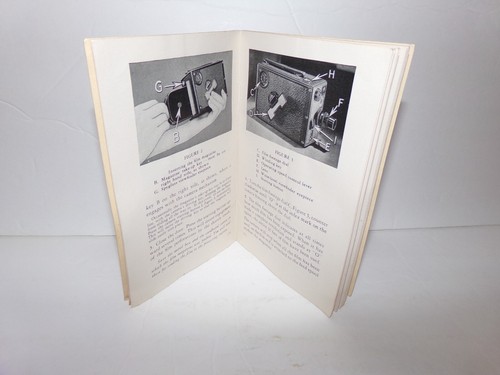 How to take Movies with The Bell and Howell Filmo 121 Camera Instruction Manual - Picture 6 of 6