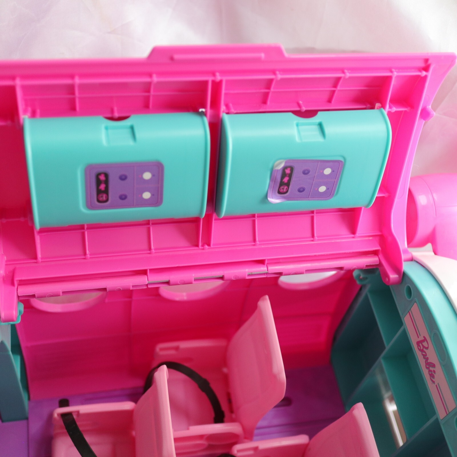 🛩 Barbie Dreamplane Transforming Playset with Reclining Seats Jumbo Jet