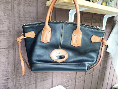 VTG DOONEY BOURKE Black Tan Handbag  JO930817