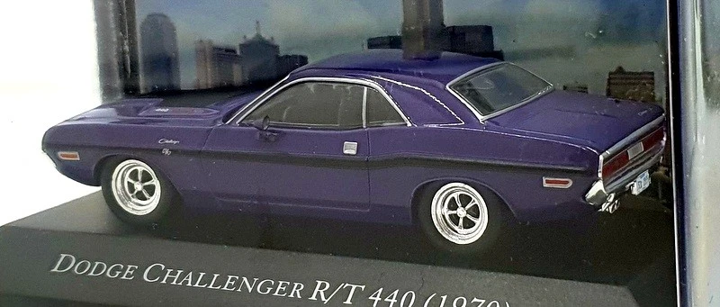 Dodge Challenger R/T 440 1970 escala 1/43 AT17325 - púrpura Foto 2 de 4