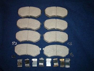 Brake pads with hardware Mitsubishi Fuso FE  Models FE640 FE649 1995-2004