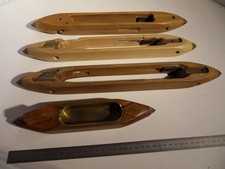 Alte Weberschiffchen Webstuhlschiffchen Garnspindel Halter Metallspitze