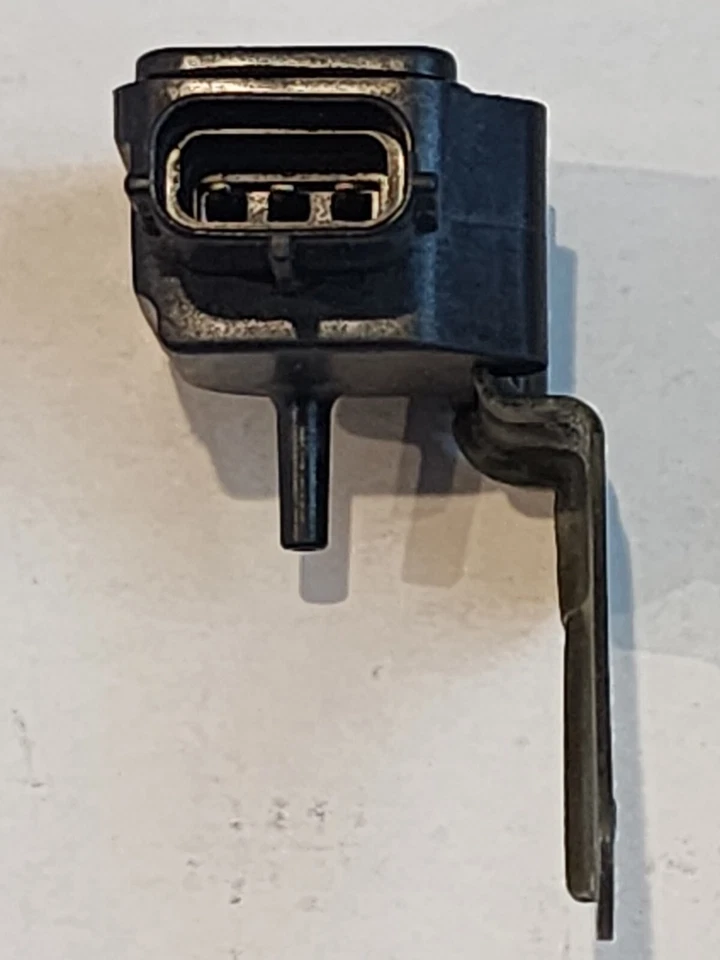 OEM SUBARU JUSTY COLECTOR SENSOR DE MAPA DE PRESIÓN DENSO 100798-1890 22012KA050 Foto 3 de 3